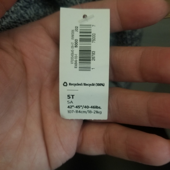 NWT Old Navy Boys Sweater - Picture 3 of 3